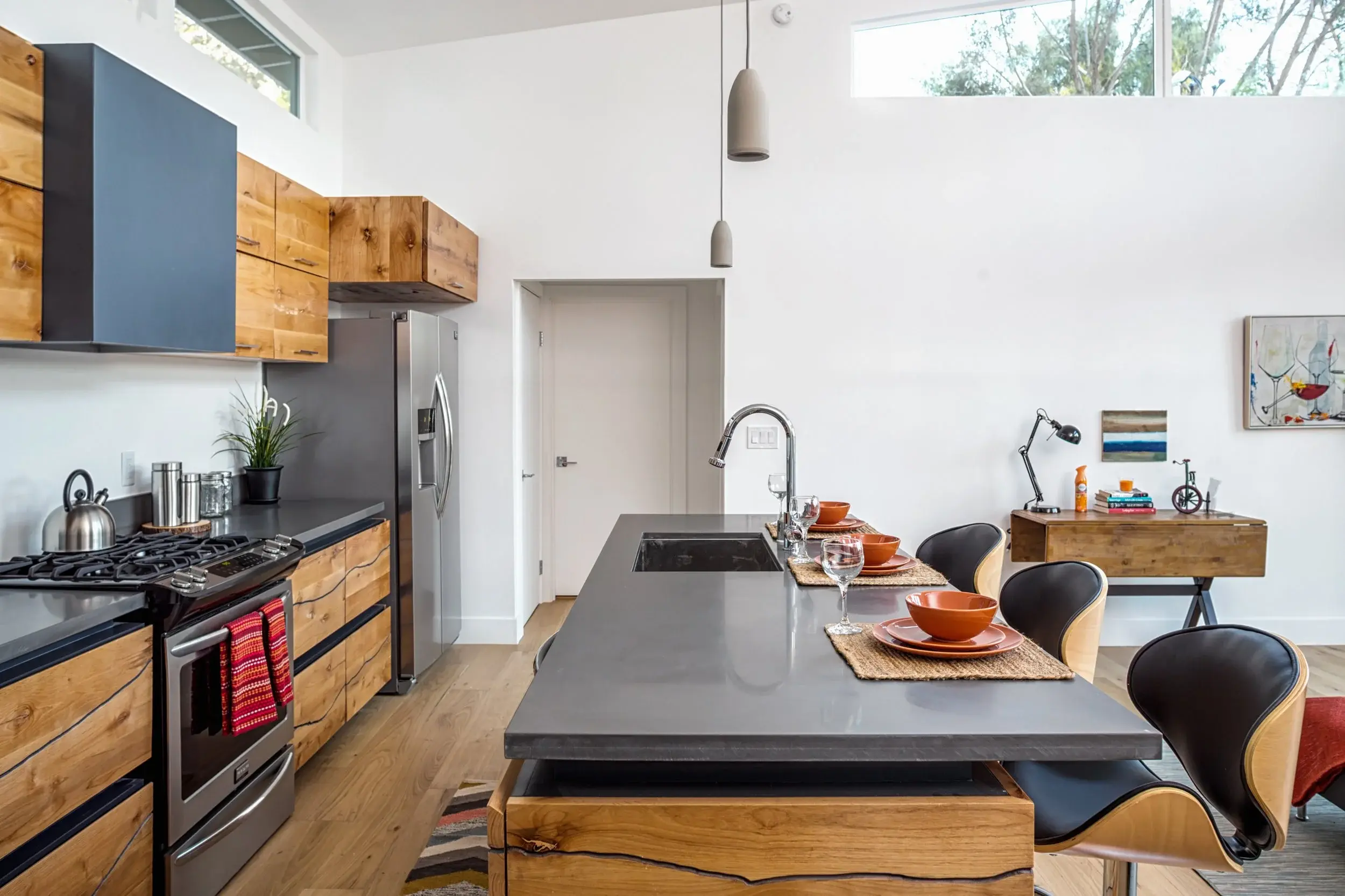 442 W Ave 37-14