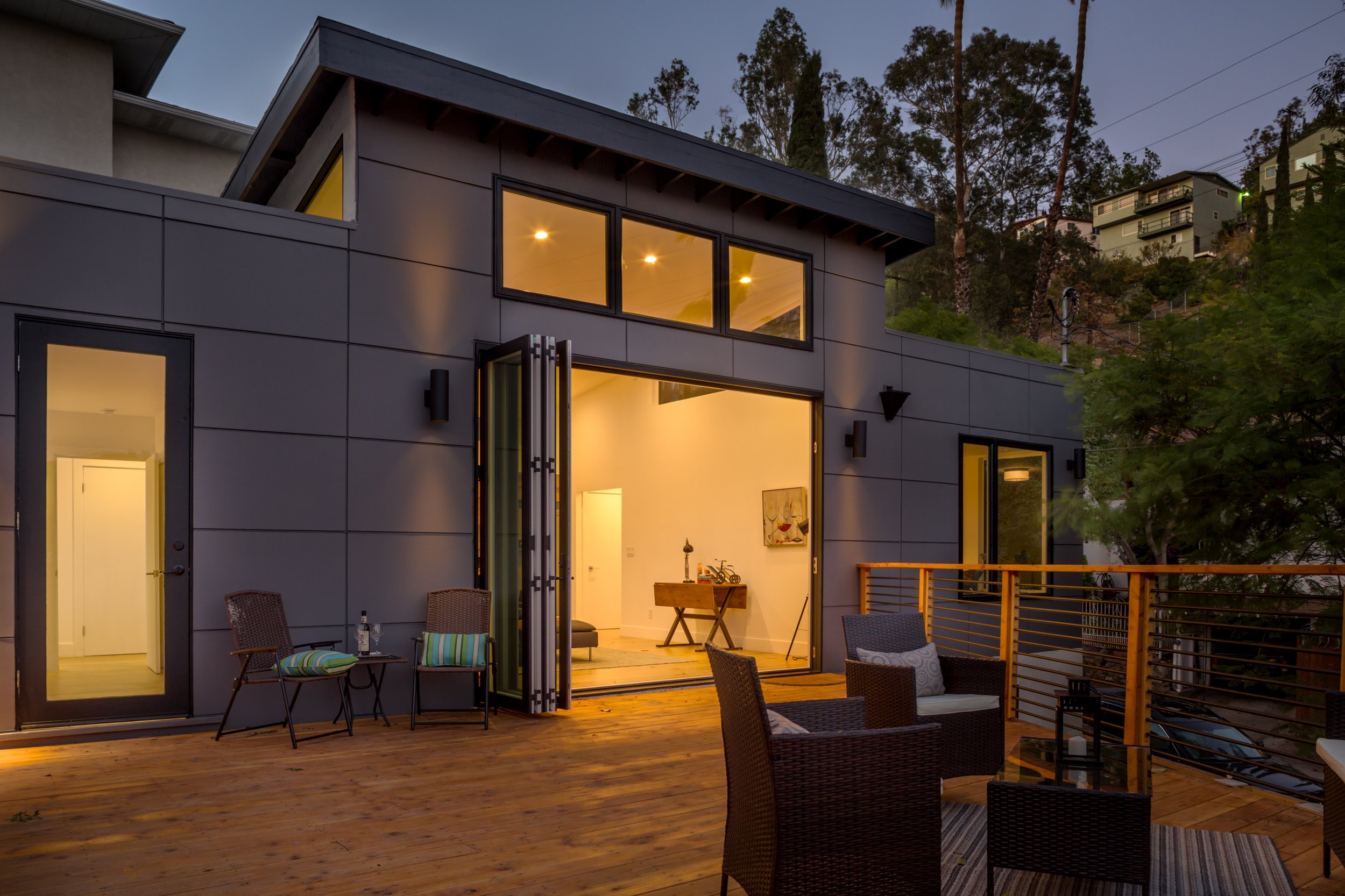 442 W Ave 37-2