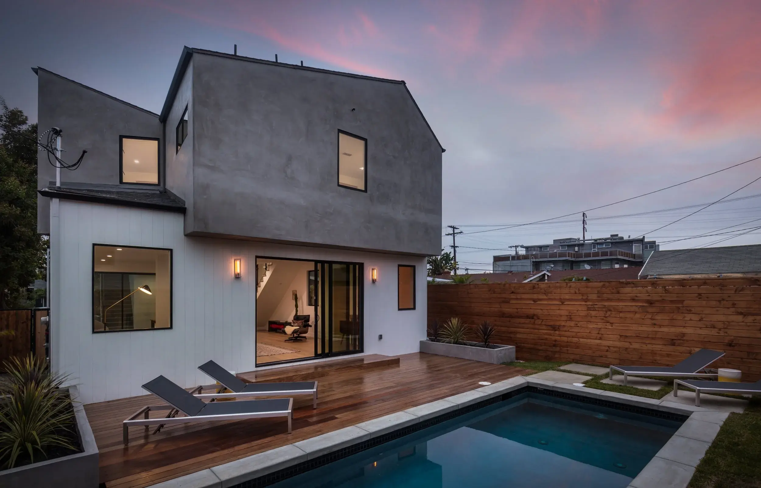 Copy+of+12424+Gilmore+Ave-1